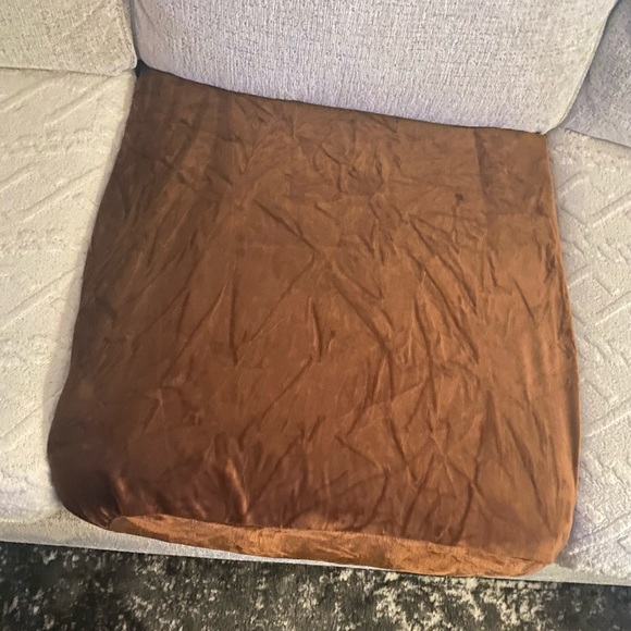 NWOT sofa / Couch never used 5 seat covers, furniture covers. brown - Picture 1 of 4